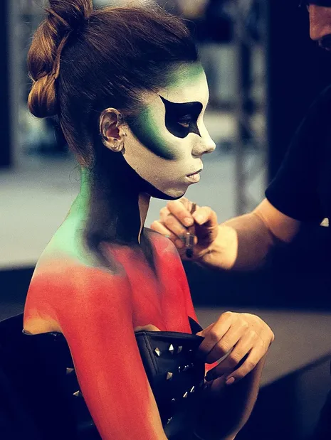 grace-jones-keith-haring-body-painting