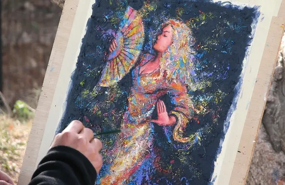 pub-hand-painting
