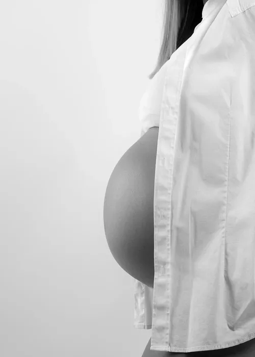 belly-painting-baby-on-board