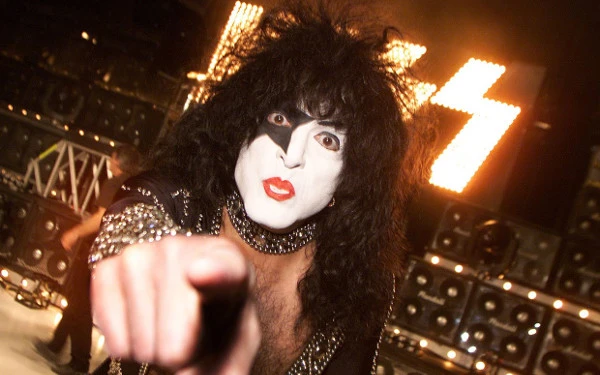 maquillage-kiss-paul-stanley